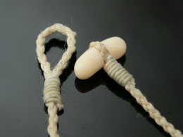 White coral button (adjustable)